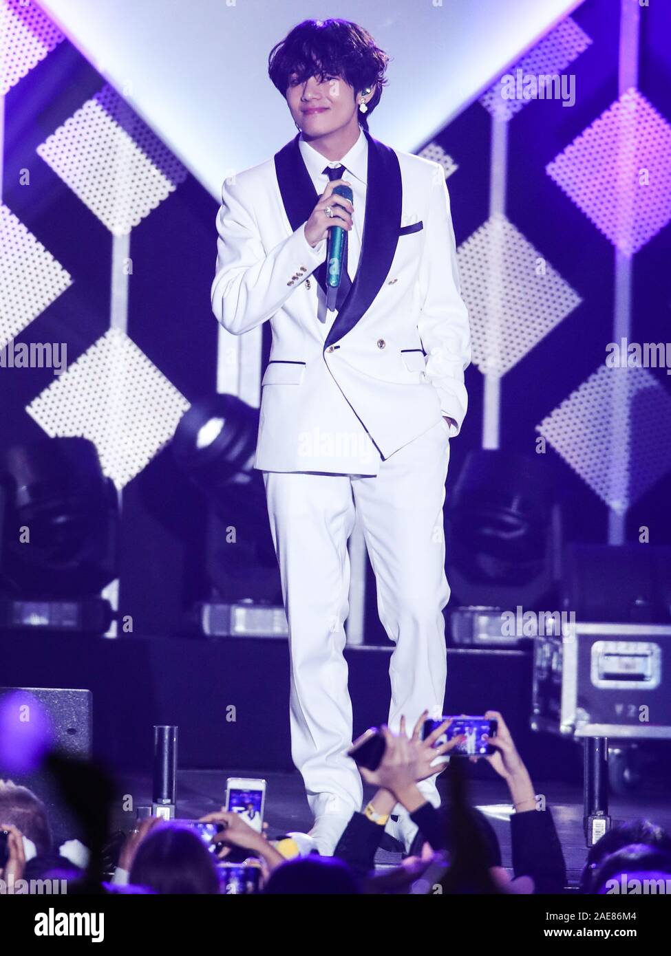 INGLEWOOD, LOS ANGELES, CALIFORNIA, USA - DECEMBER 06: Jin (Kim Seok-jin) of BTS performs at 102.7 KIIS FM's Jingle Ball 2019 held at The Forum on December 6, 2019 in Inglewood, Los Angeles, California, United States. (Photo by Xavier Collin/Image Press Agency) Stock Photo