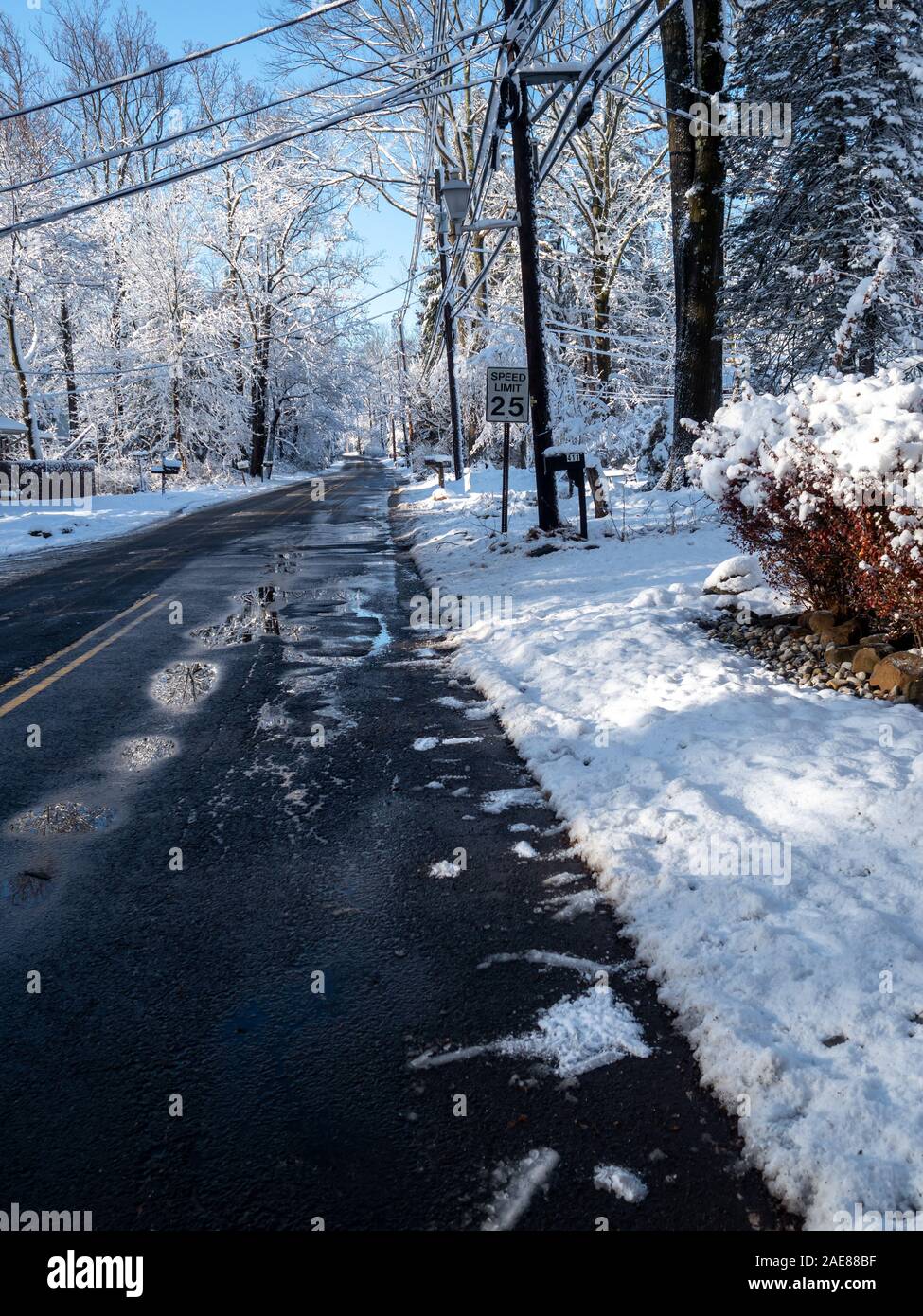 North american road hi-res stock photography and images - Alamy
