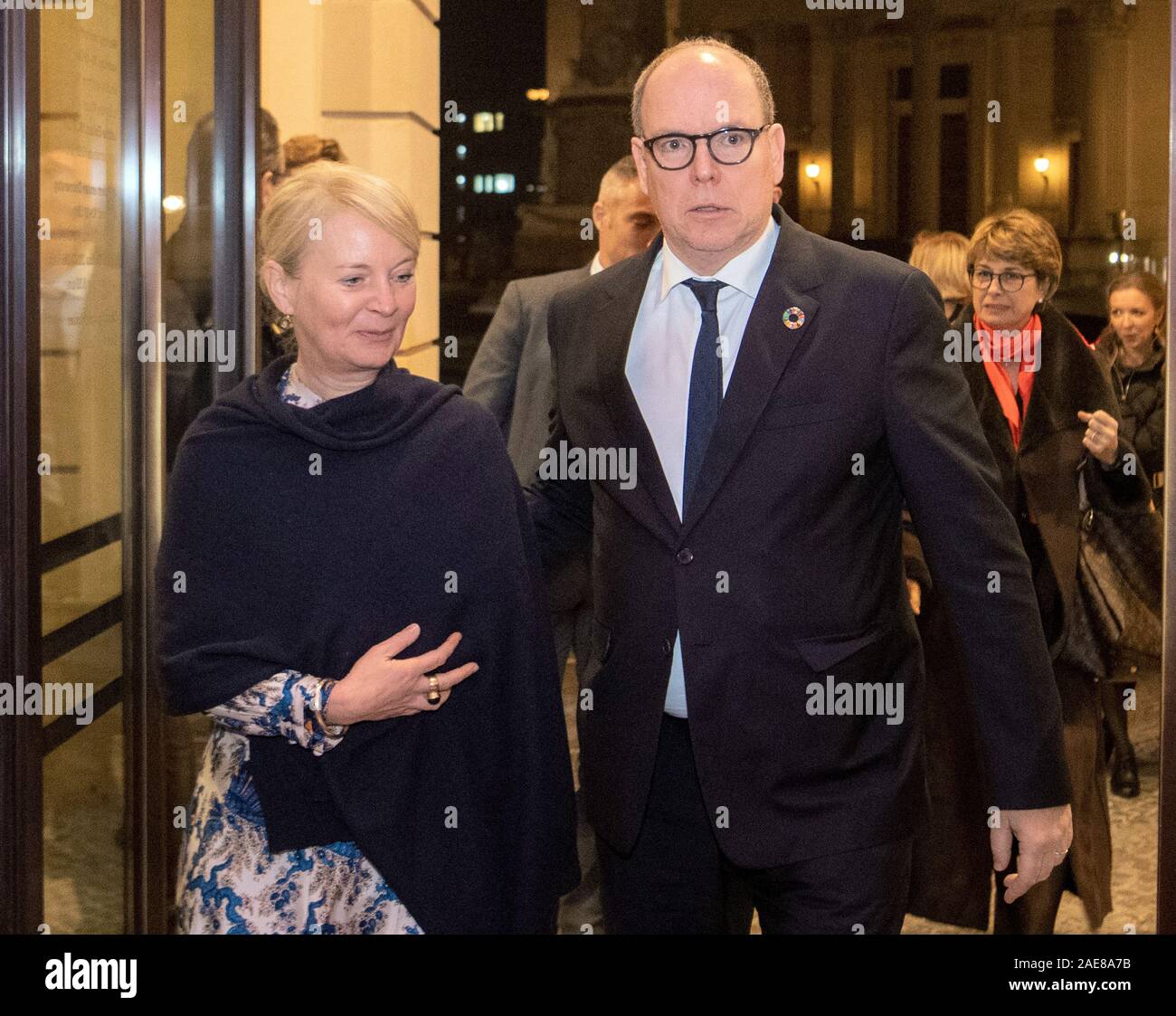 Potsdam, Germany. 04th Dec, 2019. Prince Albert II of Monaco and Ortrud Westheider, director of the Barberini Museum, come to the Barberini Museum for a reception. Prince Albert II had previously visited the Hasso Plattner Institute during his visit to Potsdam. Credit: Monika Skolimowska/dpa-Zentralbild/ZB/dpa/Alamy Live News Stock Photo
