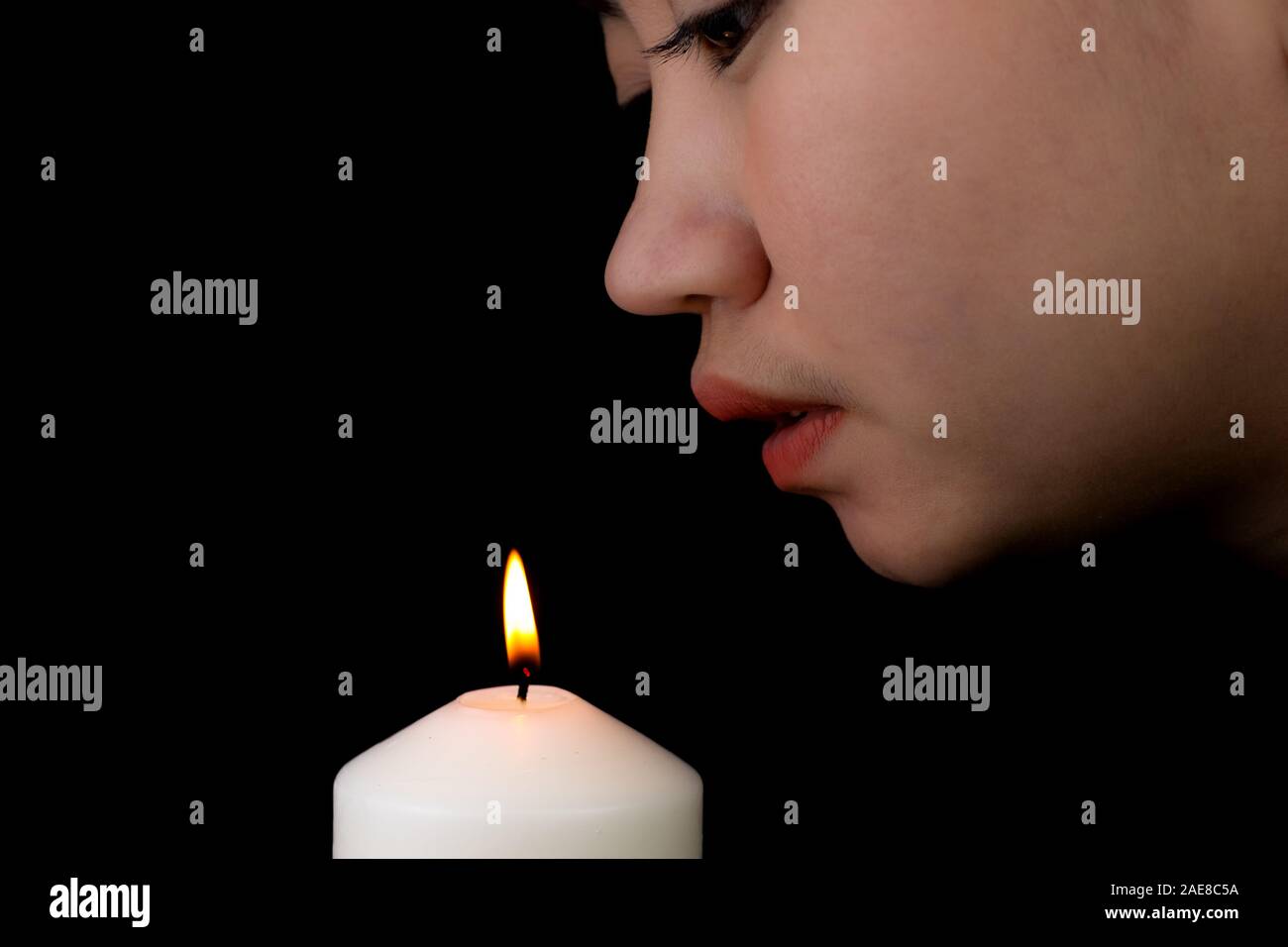 Blowing fire mouth hires stock photography and images Alamy