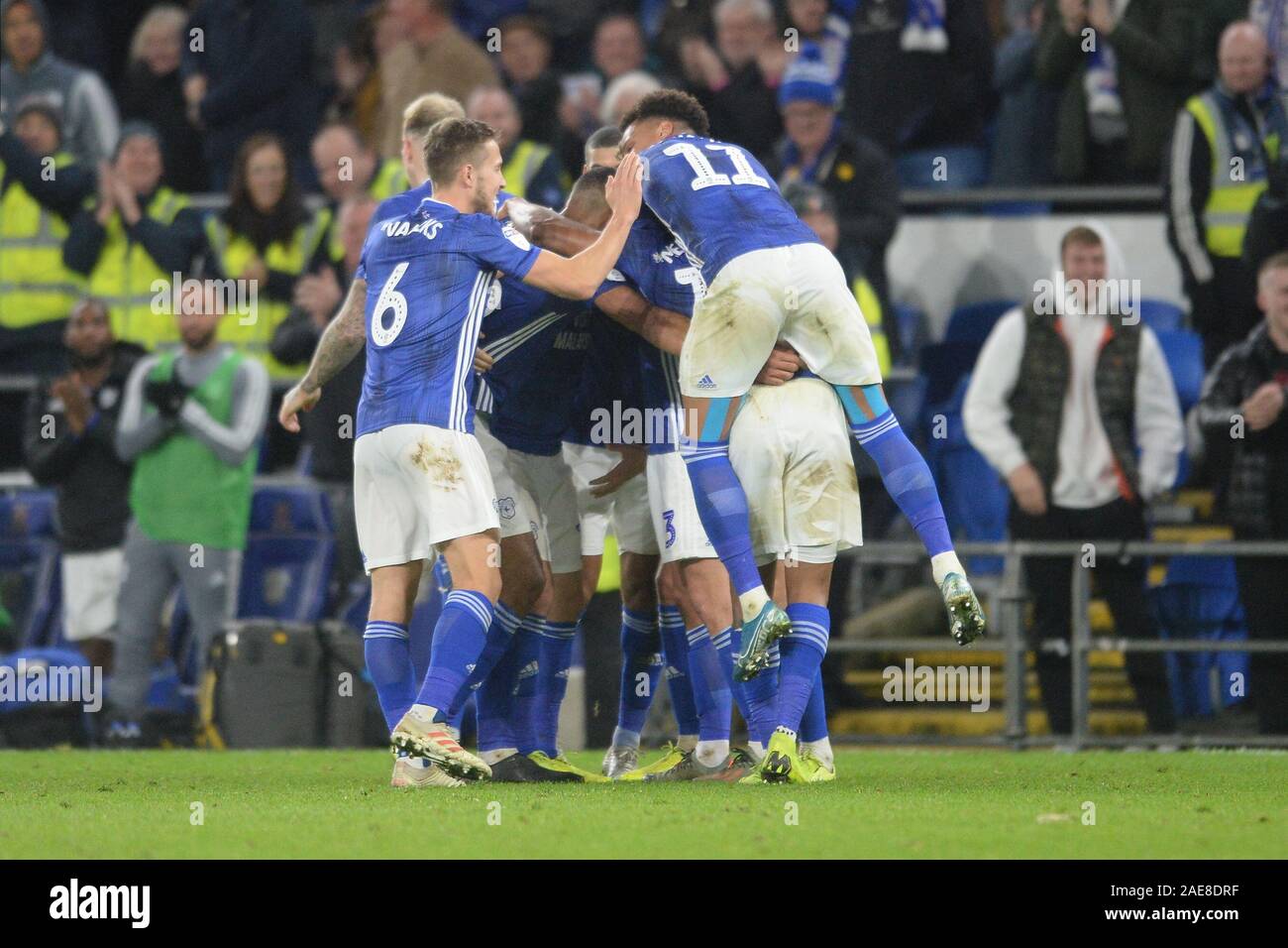 Cardiff City Football Forum  Cardiff City FC Messageboard • View topic -  Some Leicester photos courtesy of Annis and co