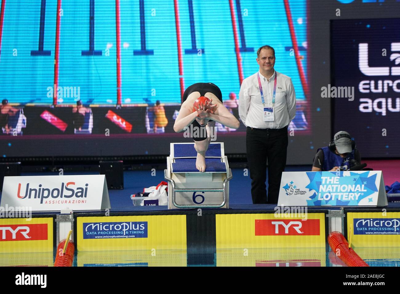 Glasgow, UK, 7th December 2019 : Andrea Freya wins Womens 200m Freestyle of LEN European Short Course Swimming Championships 2019, Glashow, UK. Credit: Pawel Pietraszewski / Alamy Live News Stock Photo