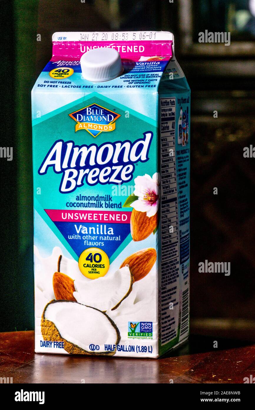 Blue Diamond Almond Breeze With Cocomut Milk Product Milk Substitute Half Gallon Size Stock Photo Alamy Blue Diamond Almond Breeze With Cocomut Milk Product Milk Substitute Half Gallon Size Stock Photo Alamy