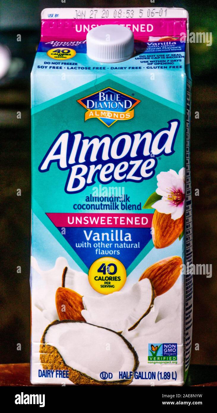 Blue Diamond Almond Breeze With Cocomut Milk Product Milk Substitute Half Gallon Size Stock Photo Alamy Blue Diamond Almond Breeze With Cocomut Milk Product Milk Substitute Half Gallon Size Stock Photo Alamy