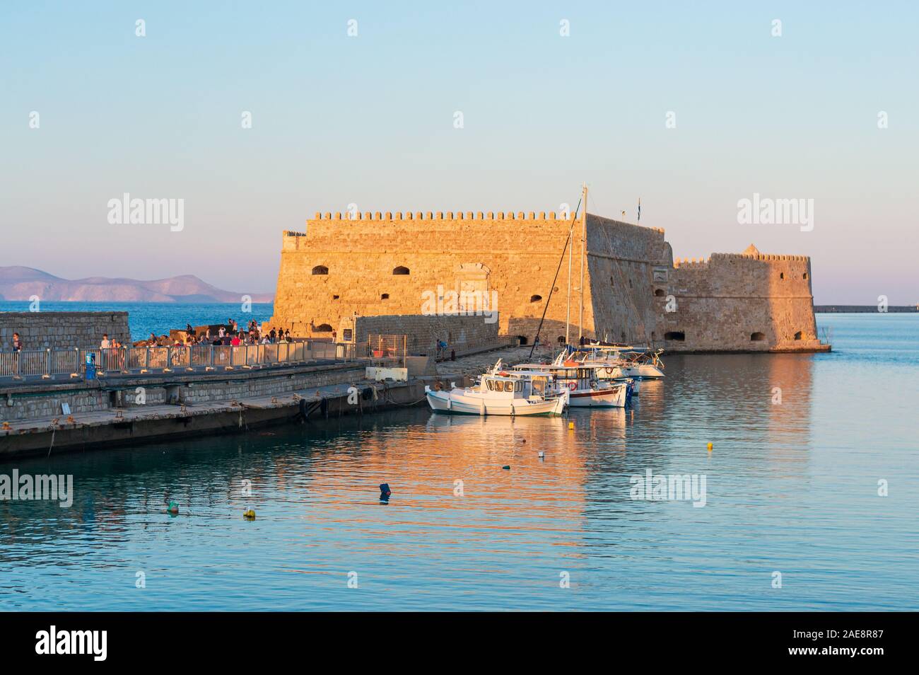 Day foto of Koules fortress (The Venetian Castle of Heraklion) in ...