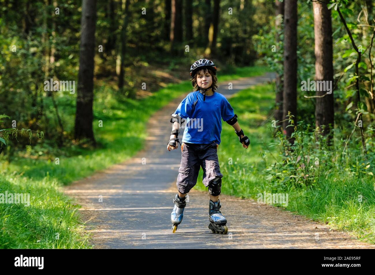 Inliner hi-res stock photography and images - Alamy