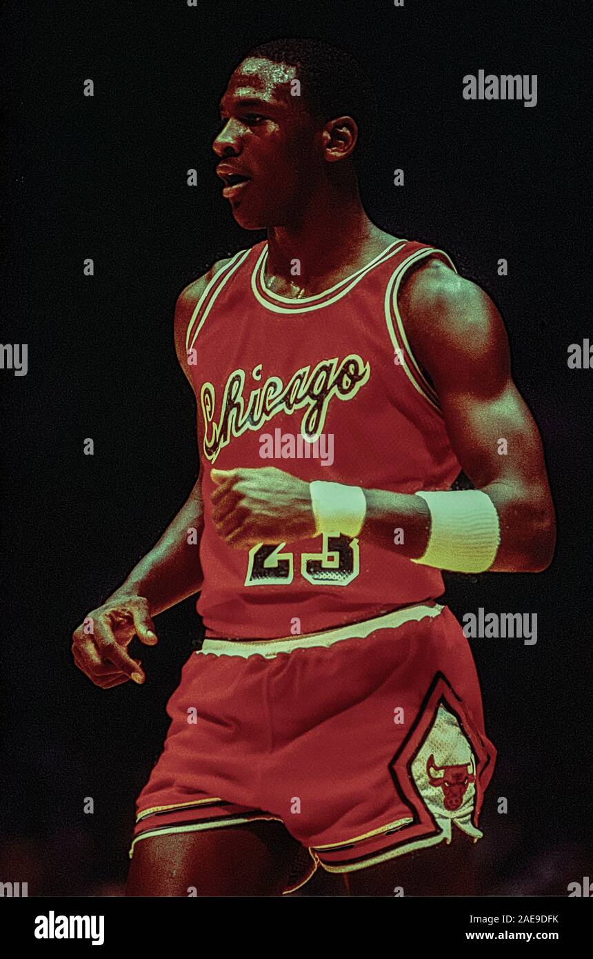 Michael Jordan, Chicago Bull in a game against New Jersey Nets in 1985  Stock Photo - Alamy