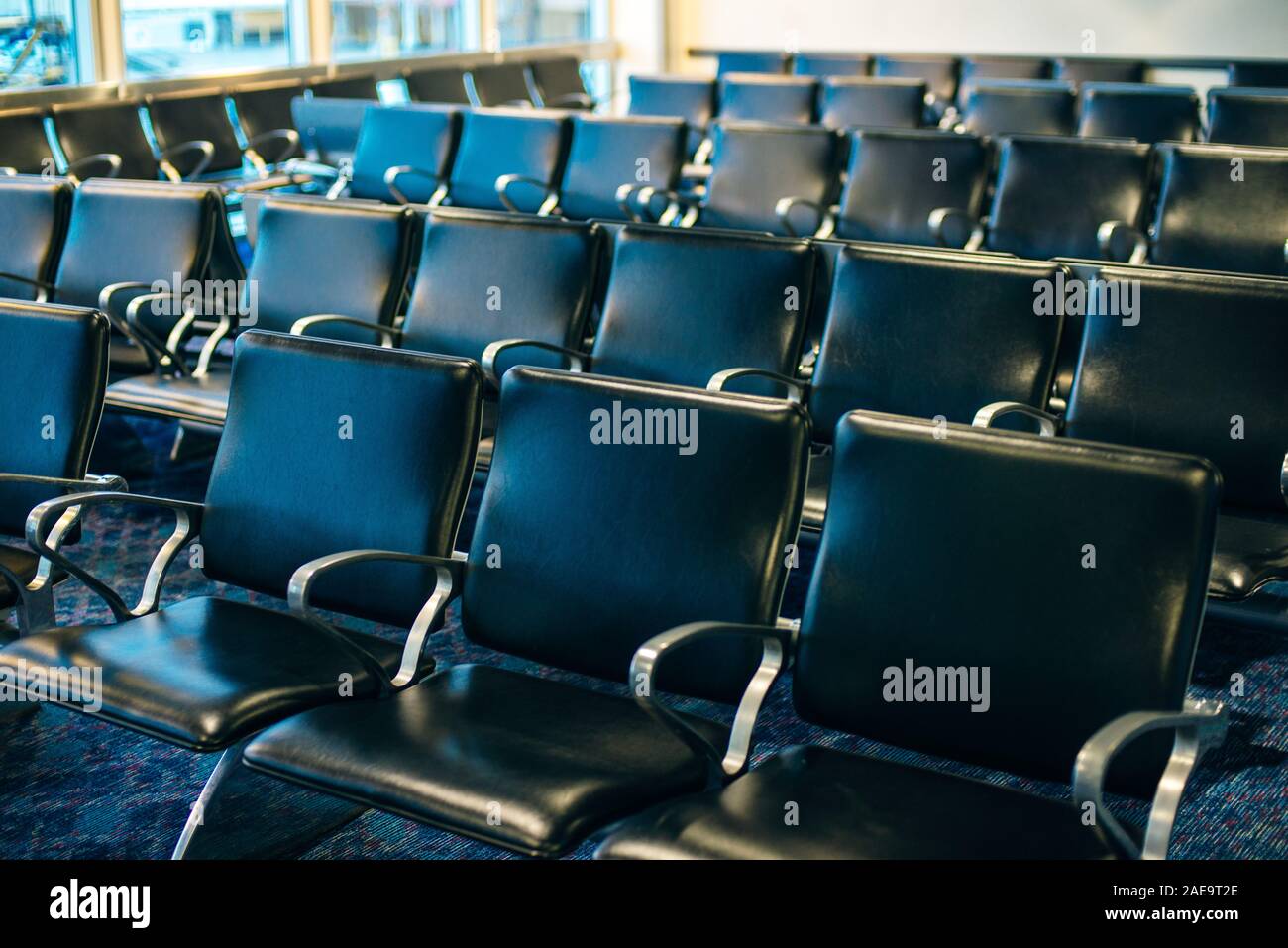 Inside lobby waiting area hi-res stock photography and images - Alamy