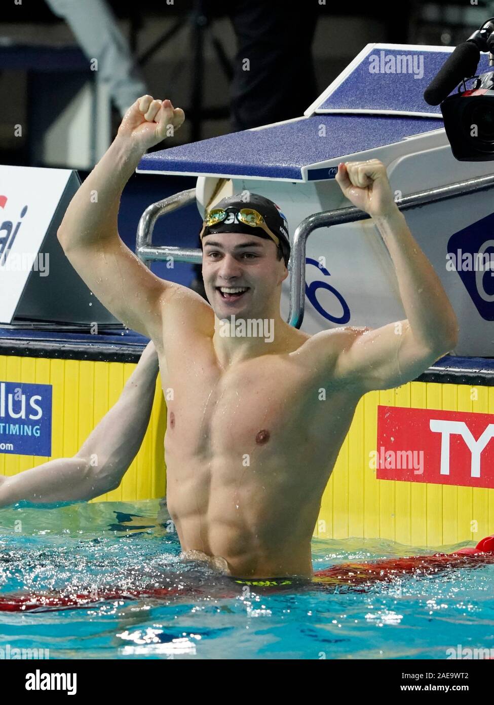 Arno Kamminga winner on 100 meter breaststroke during LEN European