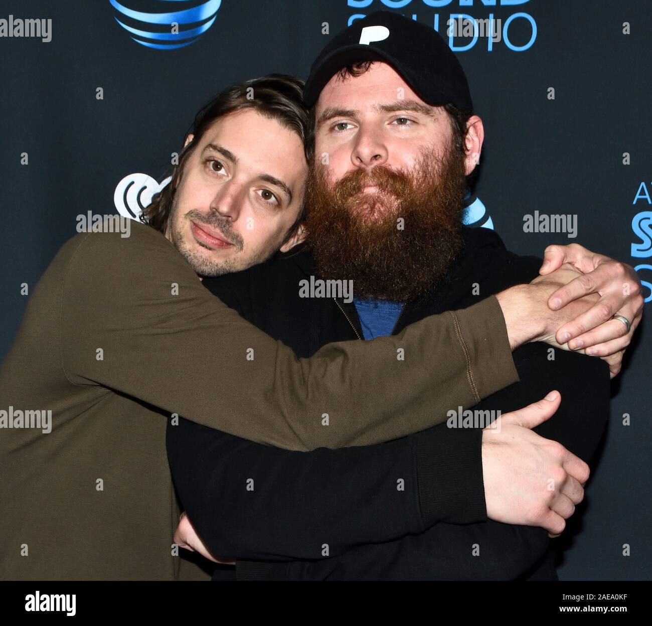 Bala Cynwyd Pa Usa December 06 19 American Indie Rock Band Manchester Orchestra Visit Radio 104 5 S Performance Theatre Stock Photo Alamy Bala Cynwyd Pa Usa December 06 19 American Indie Rock Band Manchester Orchestra Visit Radio 104 5 S Performance Theatre Stock Photo Alamy