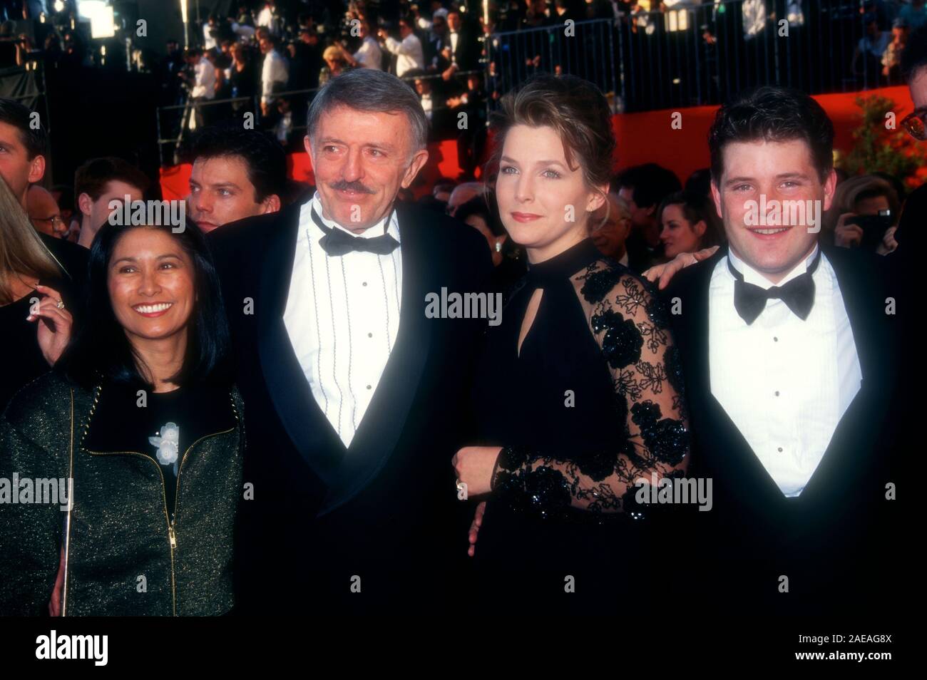 Los Angeles, California, USA 27th March 1995 (L-R) Valerie Ann Sandobal