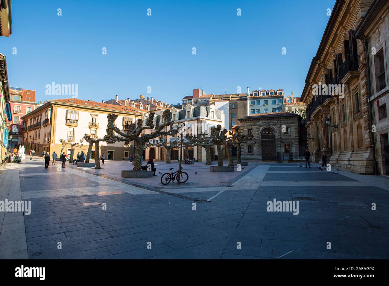 Oviedo,Spain,3,2016;City located in the northwest between the