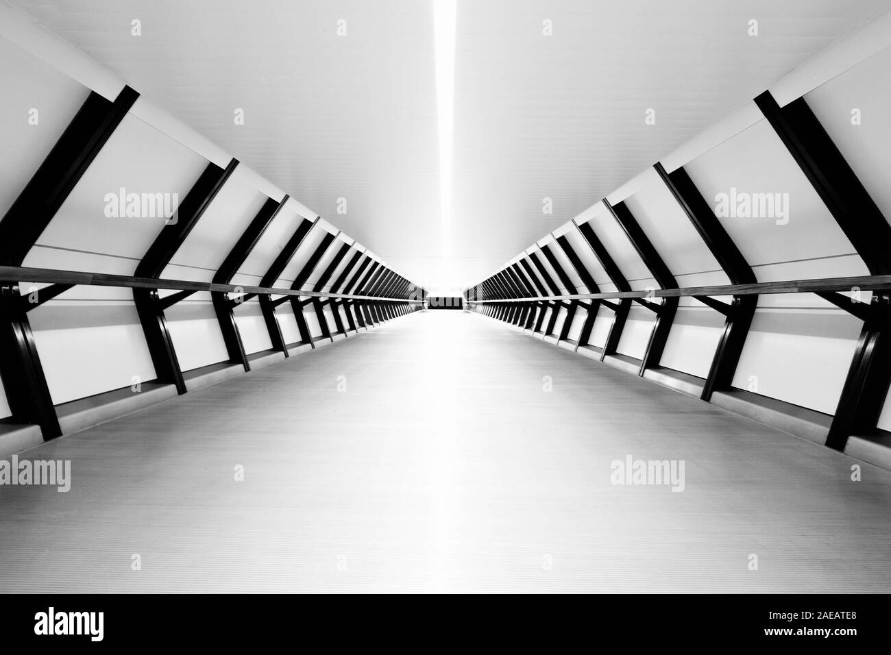 London uk eye thames Black and White Stock Photos & Images - Alamy
