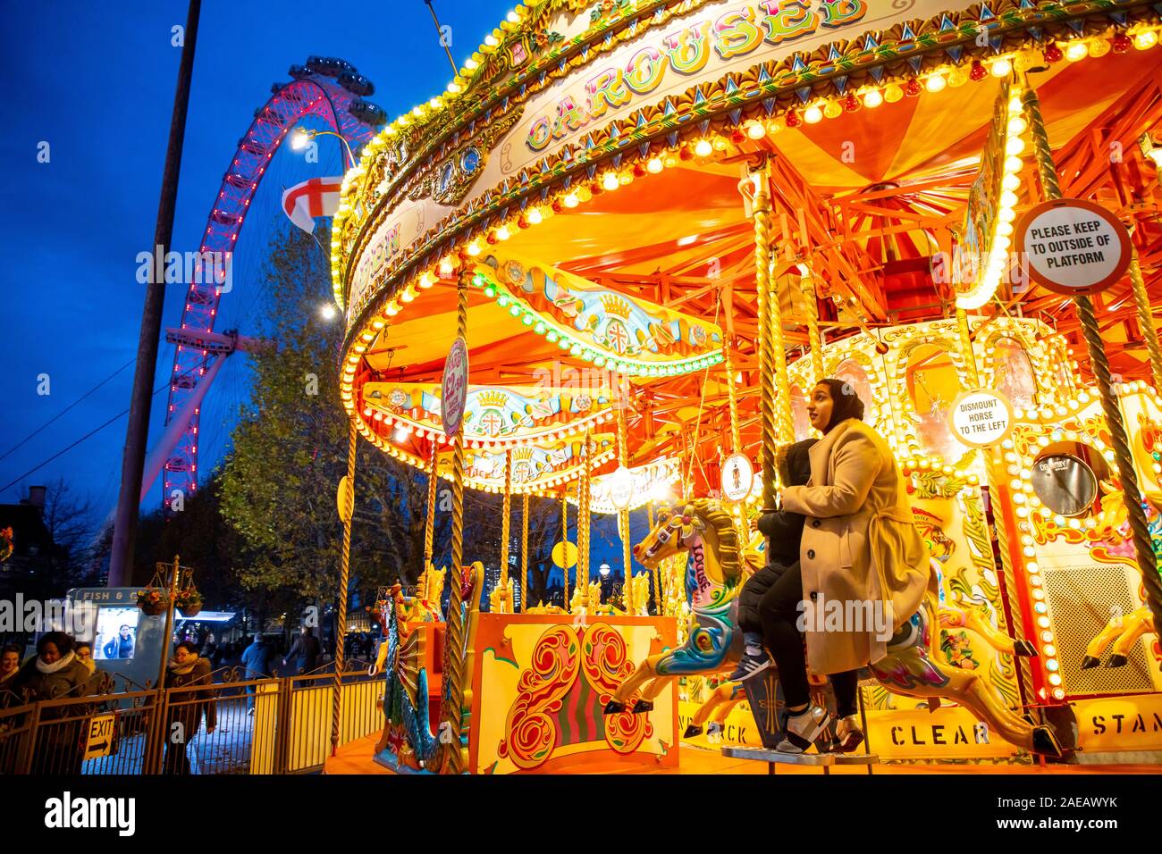 London, Christmas Market on the Thames, Winter Festival at Southbank