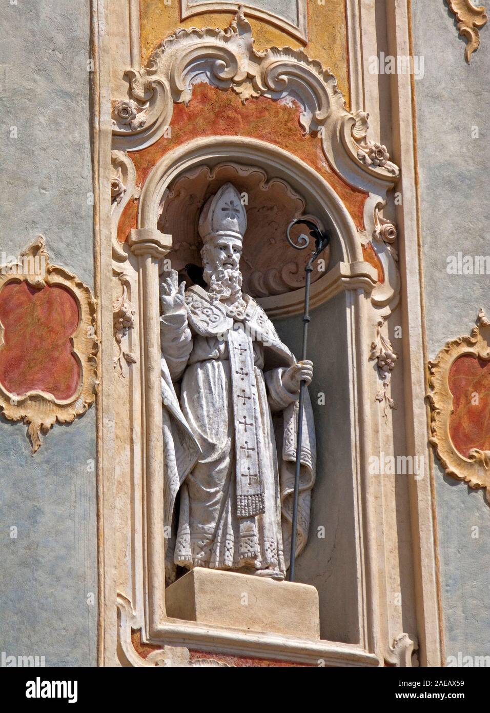 Saint Erasmus, patron saint of seafarer, facade of baroque church Chiesa San Giovanni Battista, Cervo, province Imperia, Riviera di Ponente, Liguria, Stock Photo