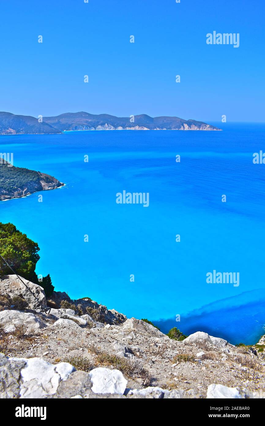 The stunning turquoise colours of the sea in the bay by Myrtos beach