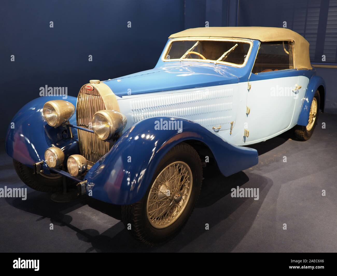 1936 Bugatti Type 57 Cabriolet High Resolution Stock Photography And Images Alamy