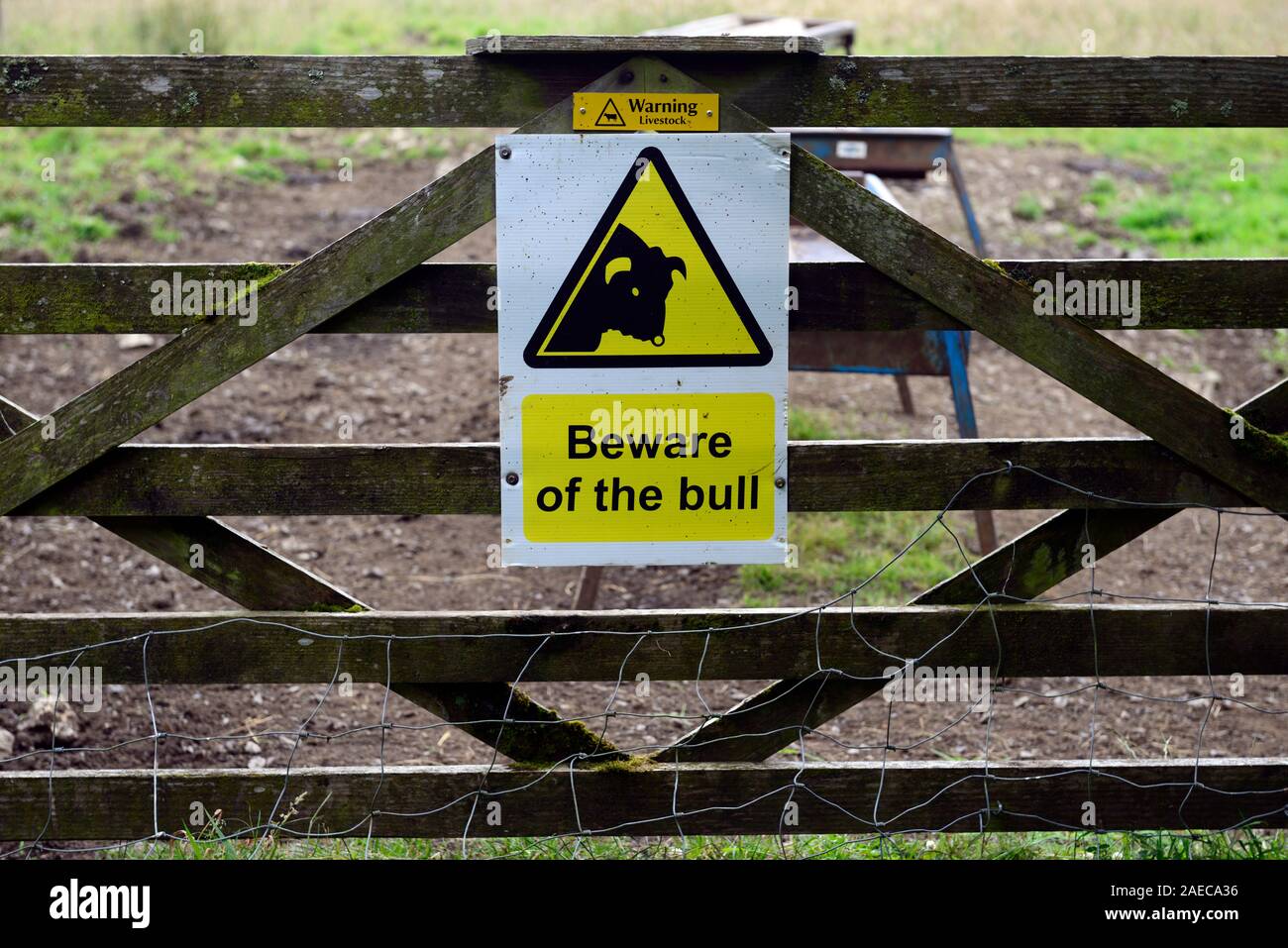 Beware of bull sign hires stock photography and images Alamy