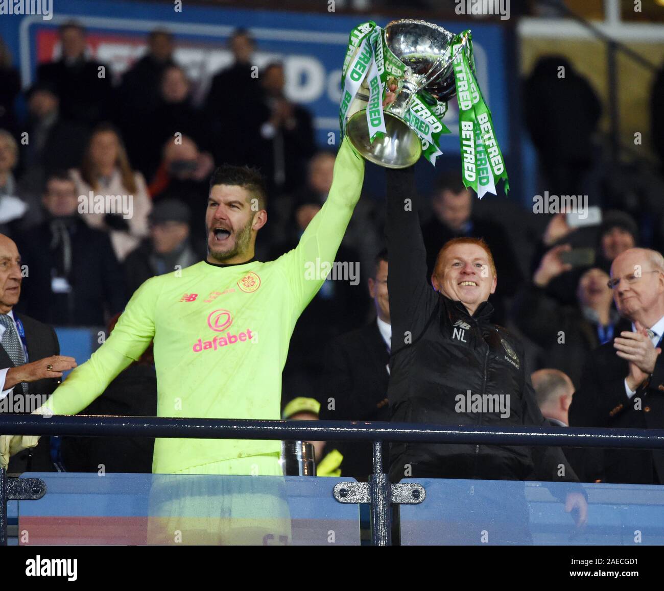Hampden Park, Glasgow. Scotland.UK.8th Dec 2019. Rangers vs Celtic. Betfred, Scottish League Cup Final. Celtic Hero keeper Fraser Forster (Penalty save)  & Manager Neil Lennon with the trophy Credit: eric mccowat/Alamy Live News Stock Photo