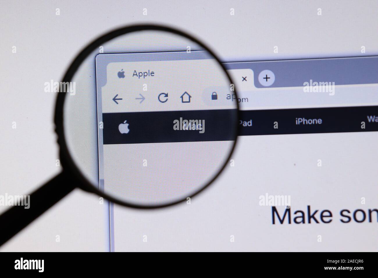 Los Angeles, California, USA - 3 December 2019: Apple website page. Apple.com logo on display screen, Illustrative Editorial. Stock Photo