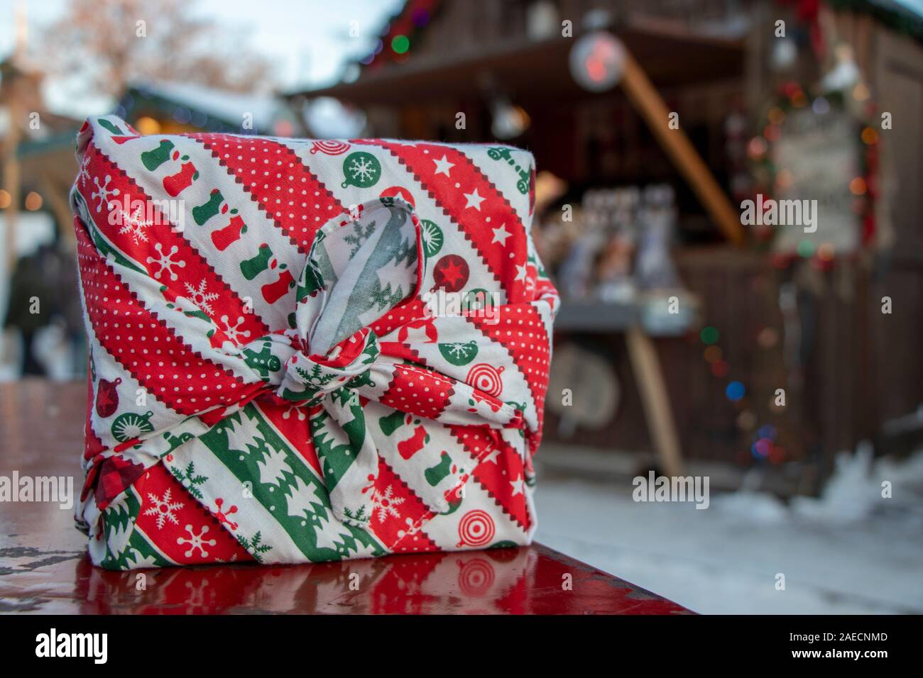 Zero Waste Reusable Fabric Wrap Gift with Christmas Market in background,  Québec, Canada Stock Photo - Alamy