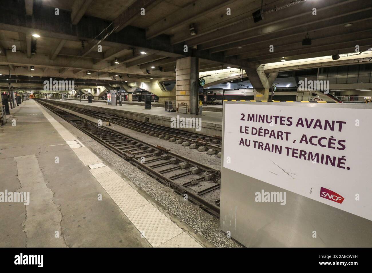 GARE MONTPARNASSE ON STRIKE, PARIS Stock Photo