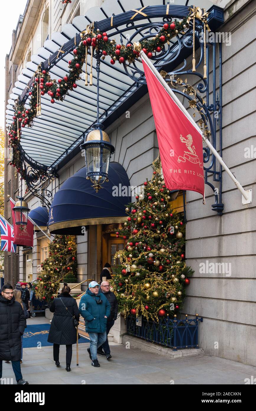 The ritz hotel london christmas hires stock photography and images Alamy