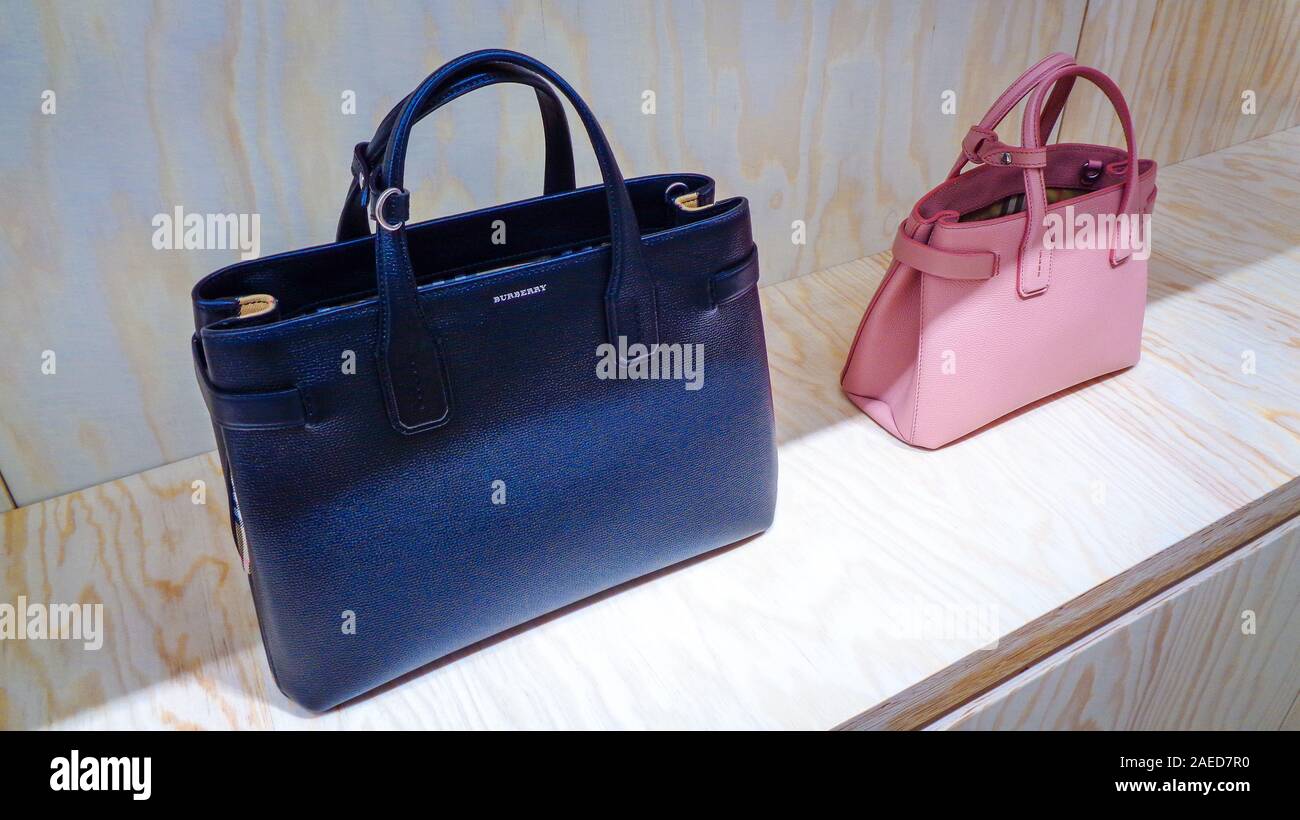 burberry bag france
