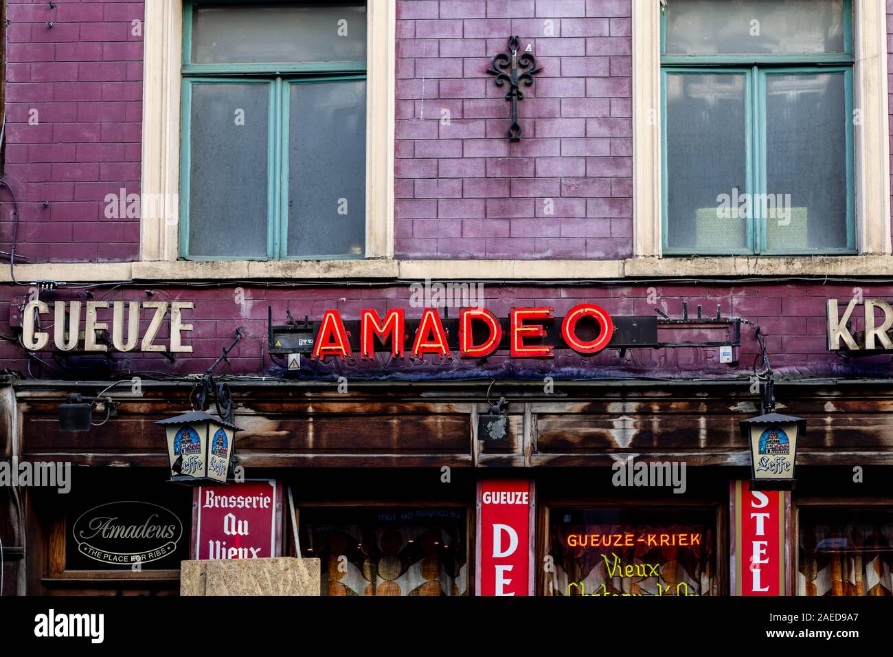 Gueuze Amadeo kriek restaurant exterior, Brussels, Belgium Stock Photo