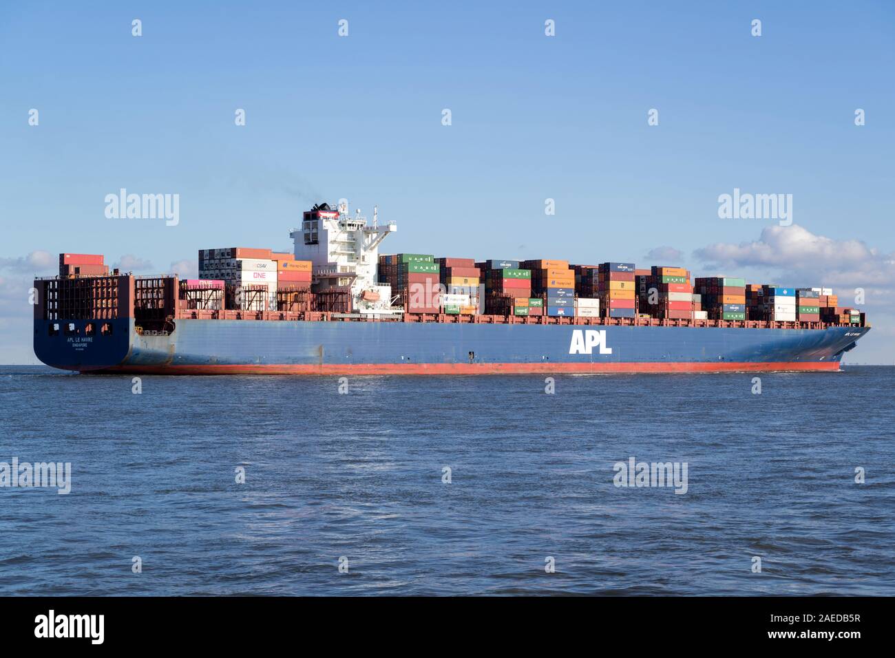 container ship APL LE HAVRE on the river Elbe Stock Photo
