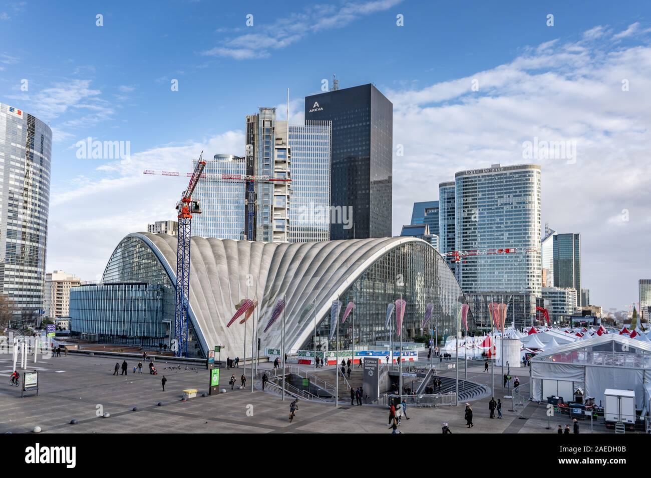 Paris France December 8 Skyline Of Shopping Mall Cnit Tour