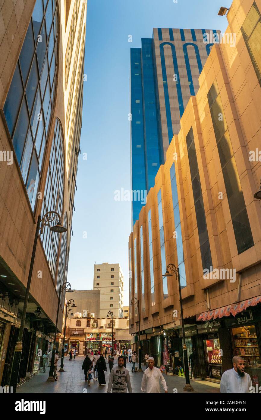 Exterior view of the Al Mahmal Shopping Center in Al Balad, Jeddah, KSA, Saudi Arabia Stock Photo