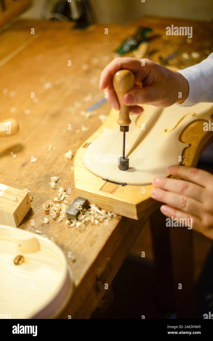 Violin Maker at work Stock Photo Alamy