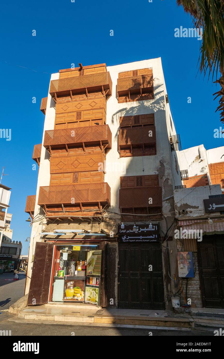 Exterior view of a recently renovated traditional residential coral town house in the historic district Al Balad, Jeddah, KSA, Saudi Arabia Stock Photo