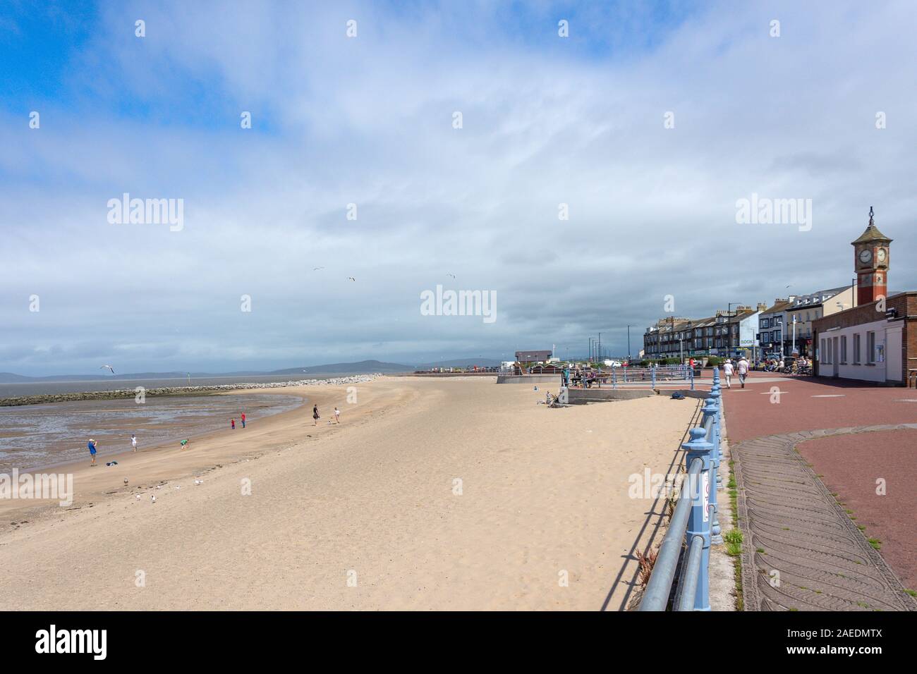 Beach promenade, Marine Road Central, Morecambe, Lancashire, England, United Kingdom Stock Photo