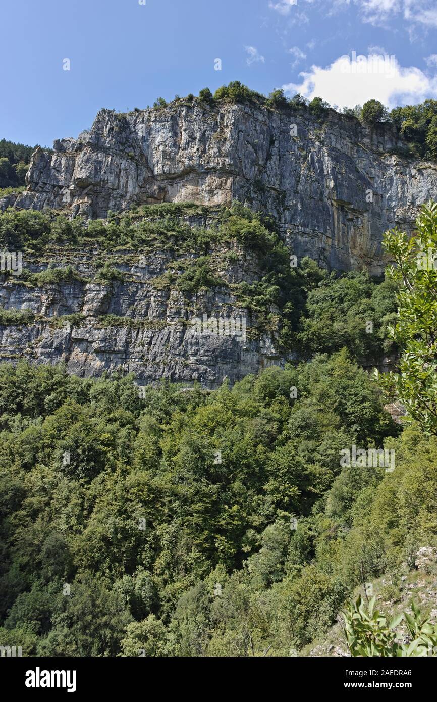 Iskar gorge hi-res stock photography and images - Alamy
