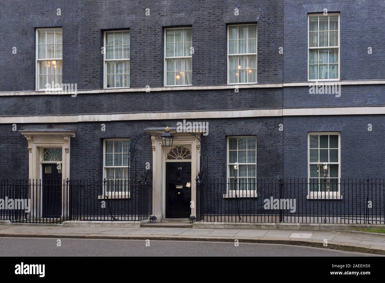 10 Downing Street the official residence and the office of the British Prime  Minister, London, UK 7 Feb 2018 Stock Photo - Alamy