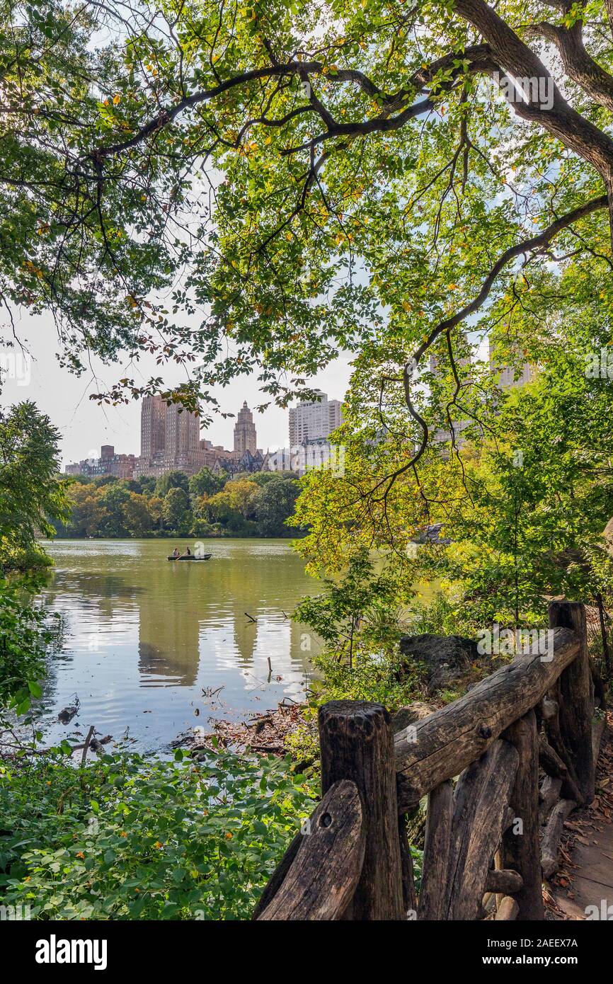 Central Park during autumn in New York City, USA Stock Photo - Alamy