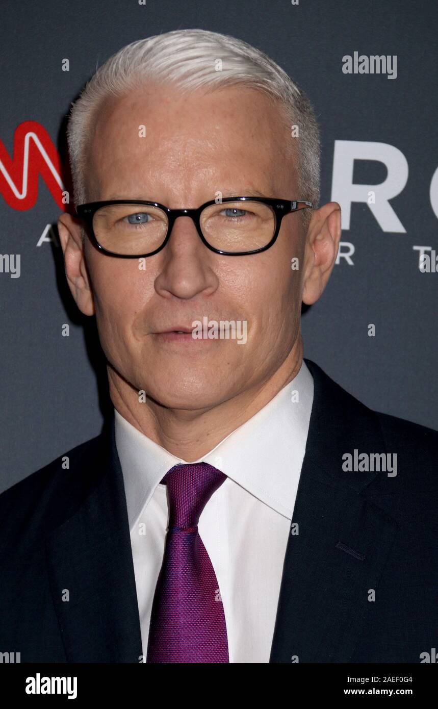 Beautiful Anderson Cooper Will Stay At Cnn After Striking New Deal Capture Illustration Beautiful Anderson Cooper Will Stay At Cnn After Striking New Deal Capture Illustration