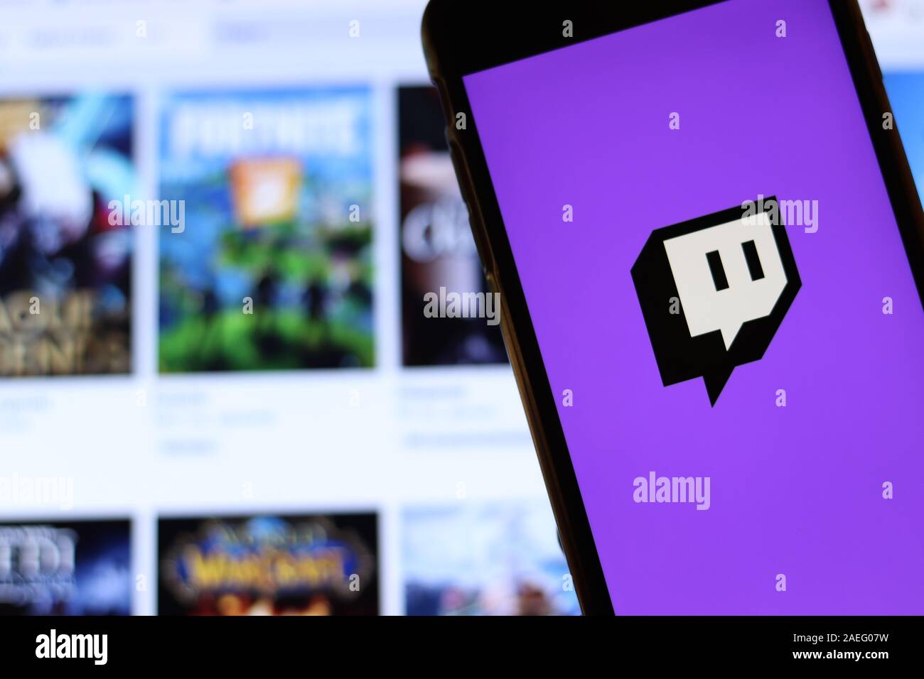 Twitch tv hi-res stock photography and images - Alamy