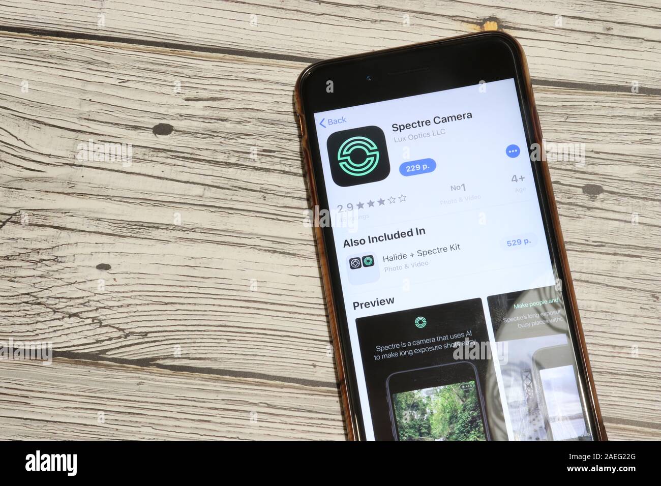 Los Angeles, California, USA - 4 December 2019: Spectre Camera app store  icon on phone screen top view on white background, Illustrative Editorial  Stock Photo - Alamy