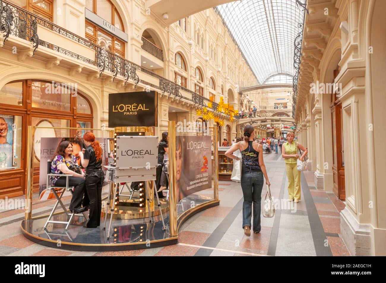 L'Oreal concession in the GUM shopping mall in Red Square, Moscow, Russia Stock Photo