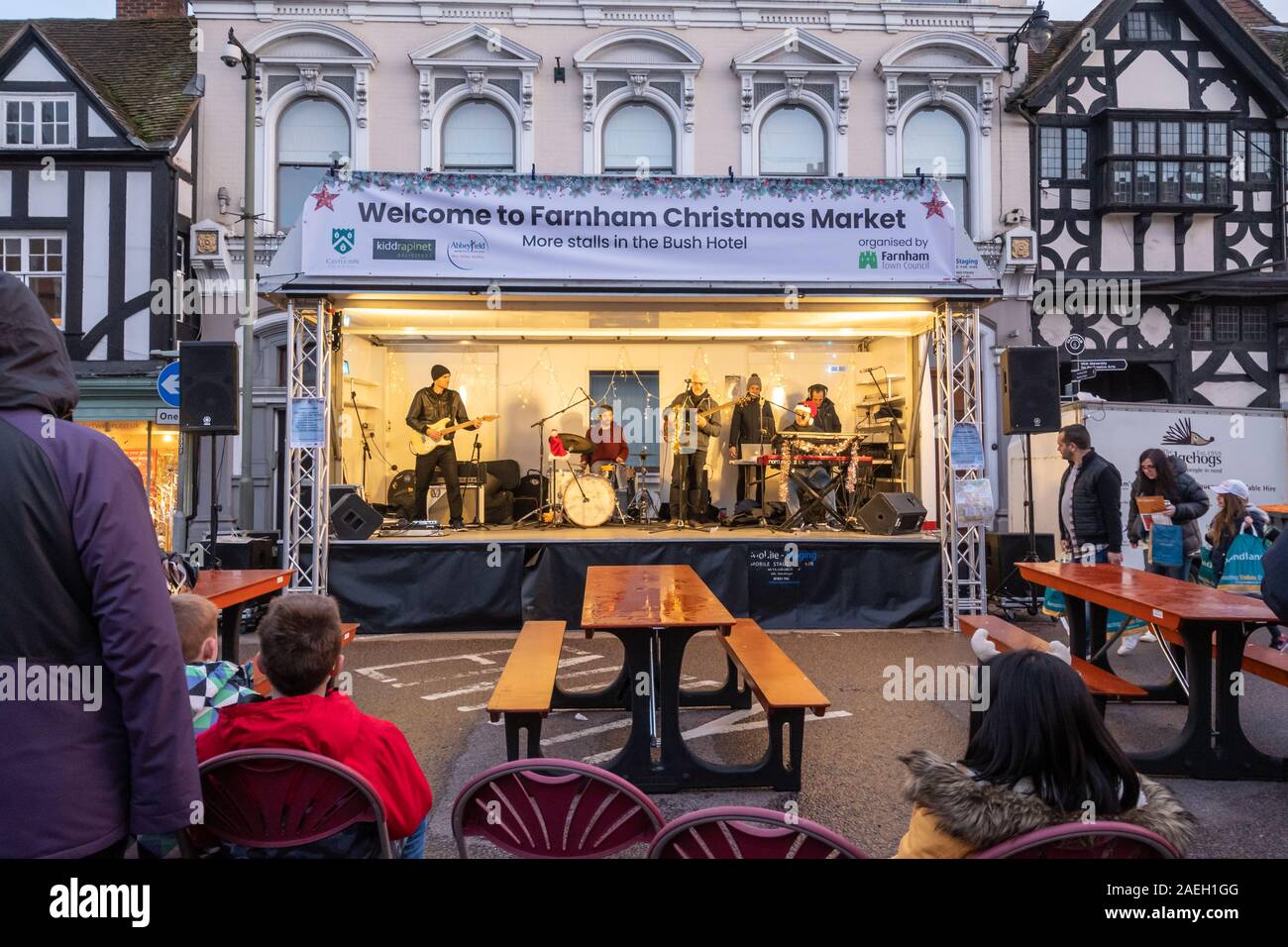 Farnham surrey market hi-res stock photography and images - Alamy