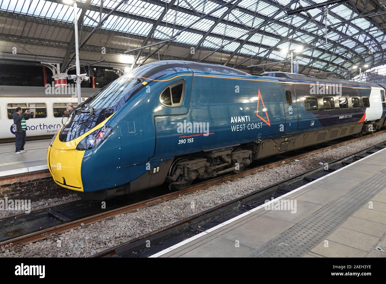 Liverpool, UK. 9th Dec, 2019. Avanti West Coast train at Lime St