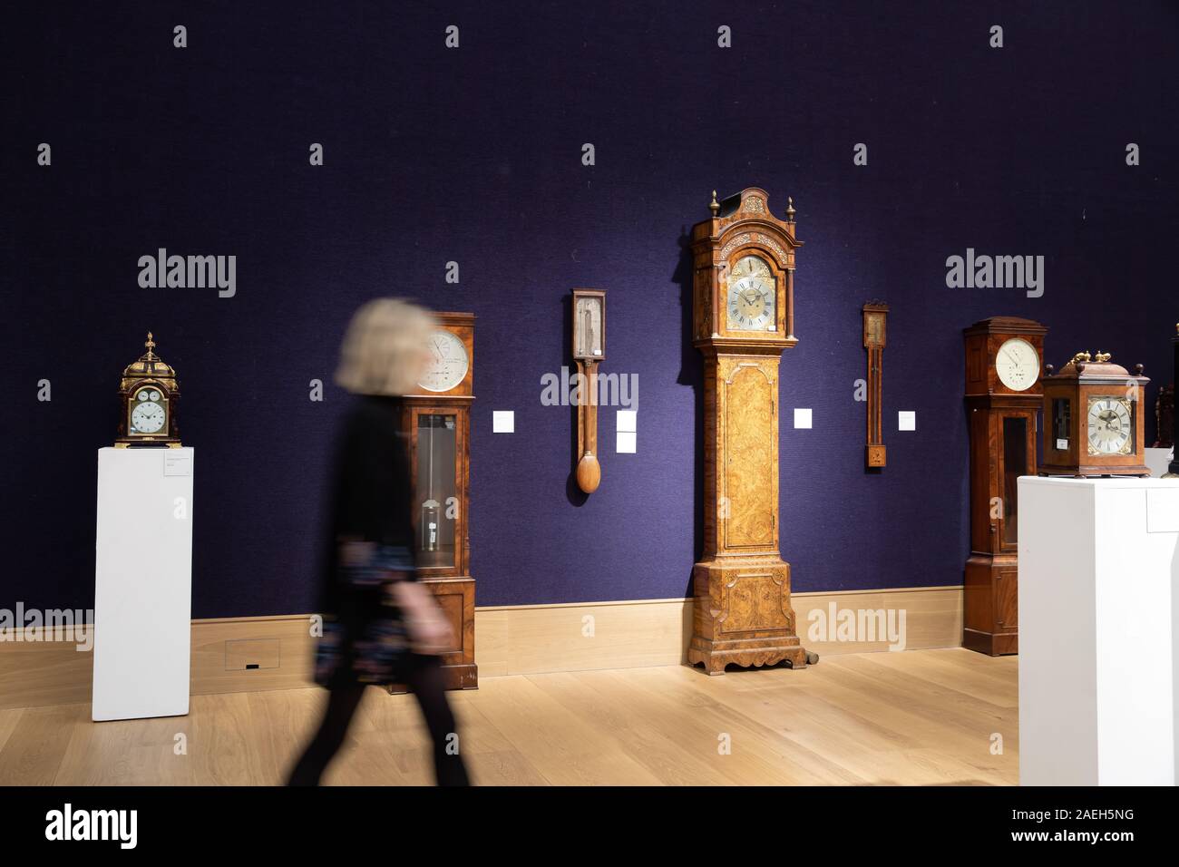 London, UK. 9th Dec, 2019. Bonhams Photocall took place for the Fine Clocks sale. Credit: Keith Larby/Alamy Live News  Stock Photo