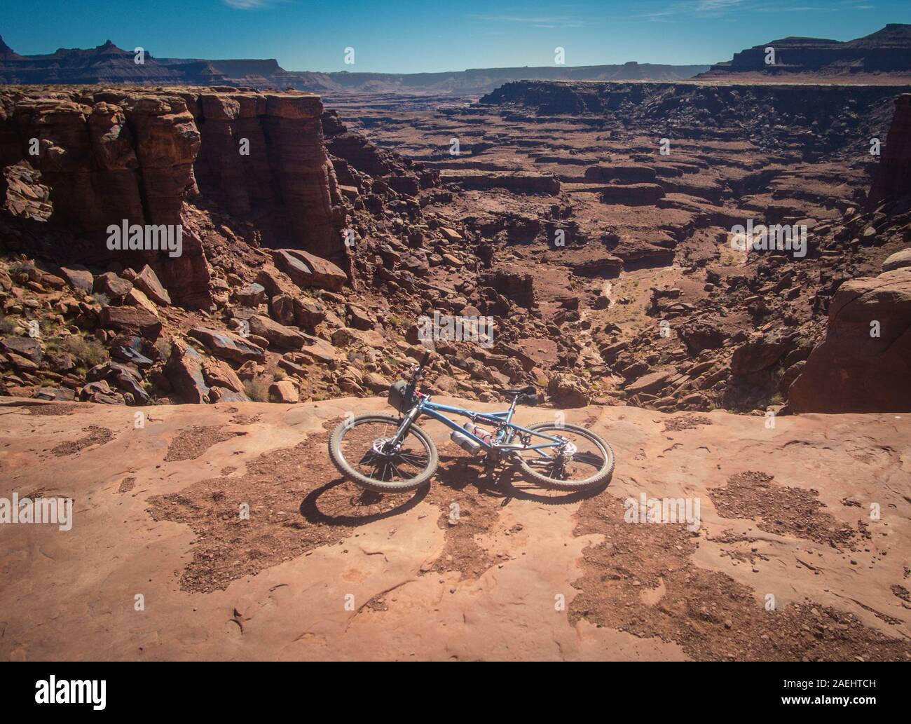 Red white blue bike hi-res stock photography and images - Alamy