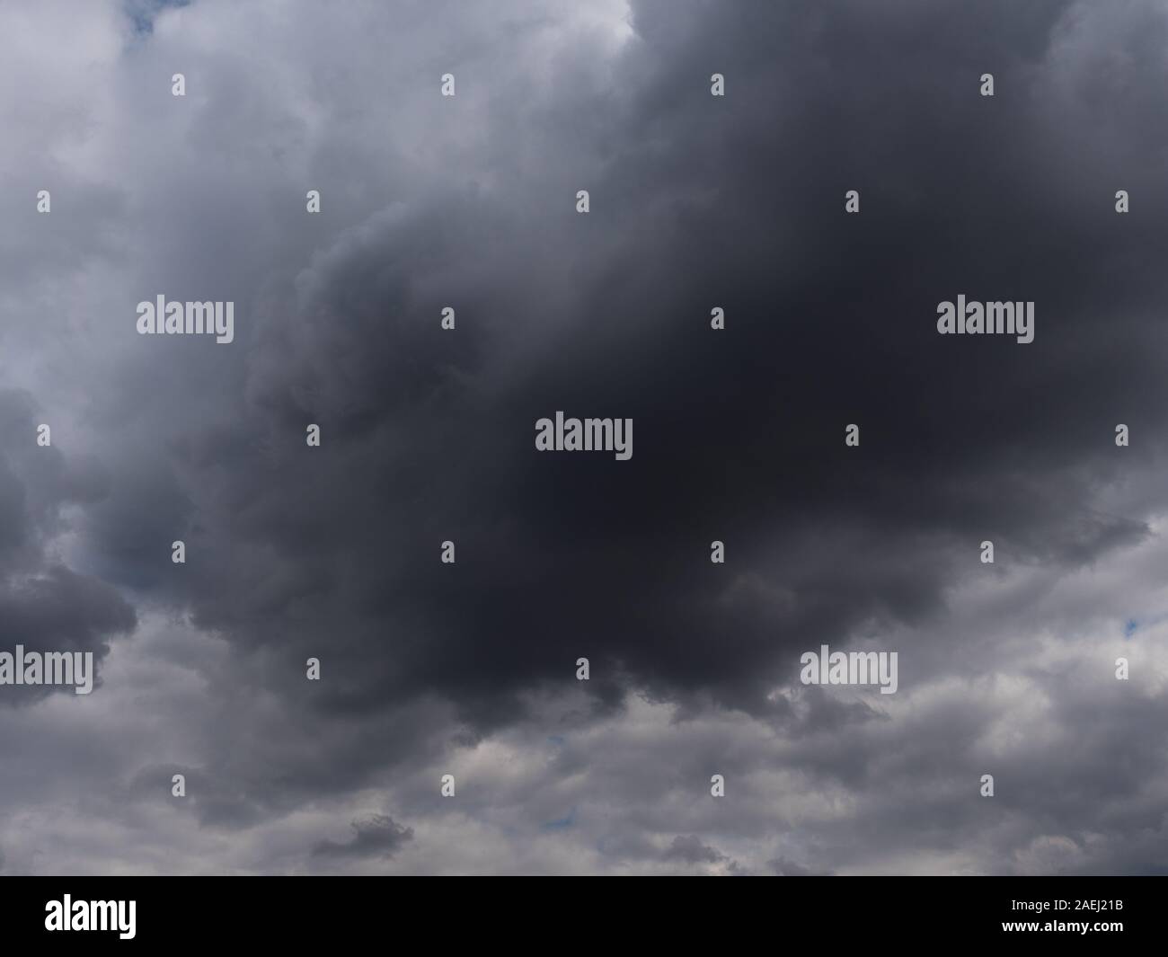 Gray and dark storm clouds before the storm Stock Photo - Alamy