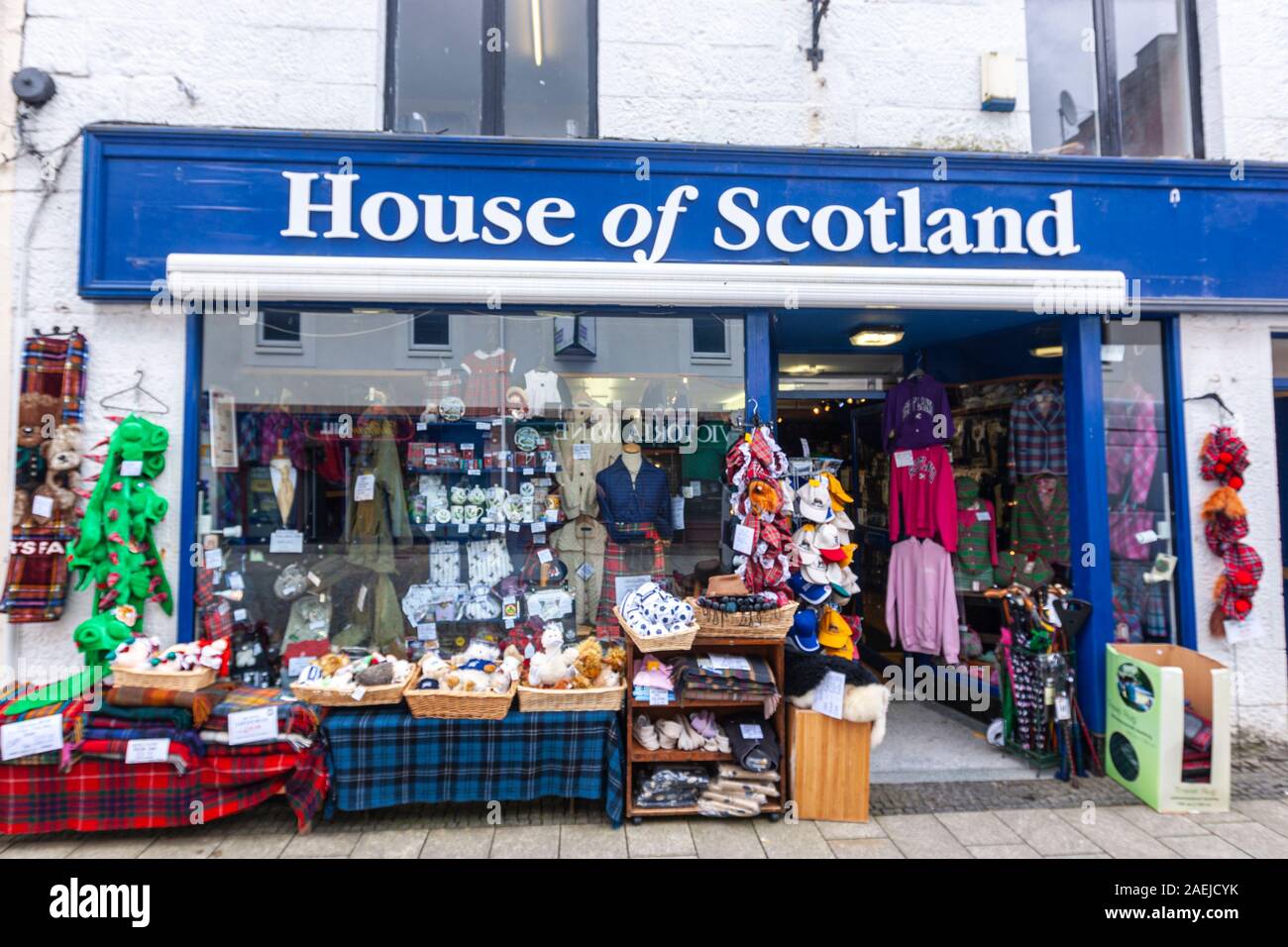 Kilt shop and hire hires stock photography and images Alamy