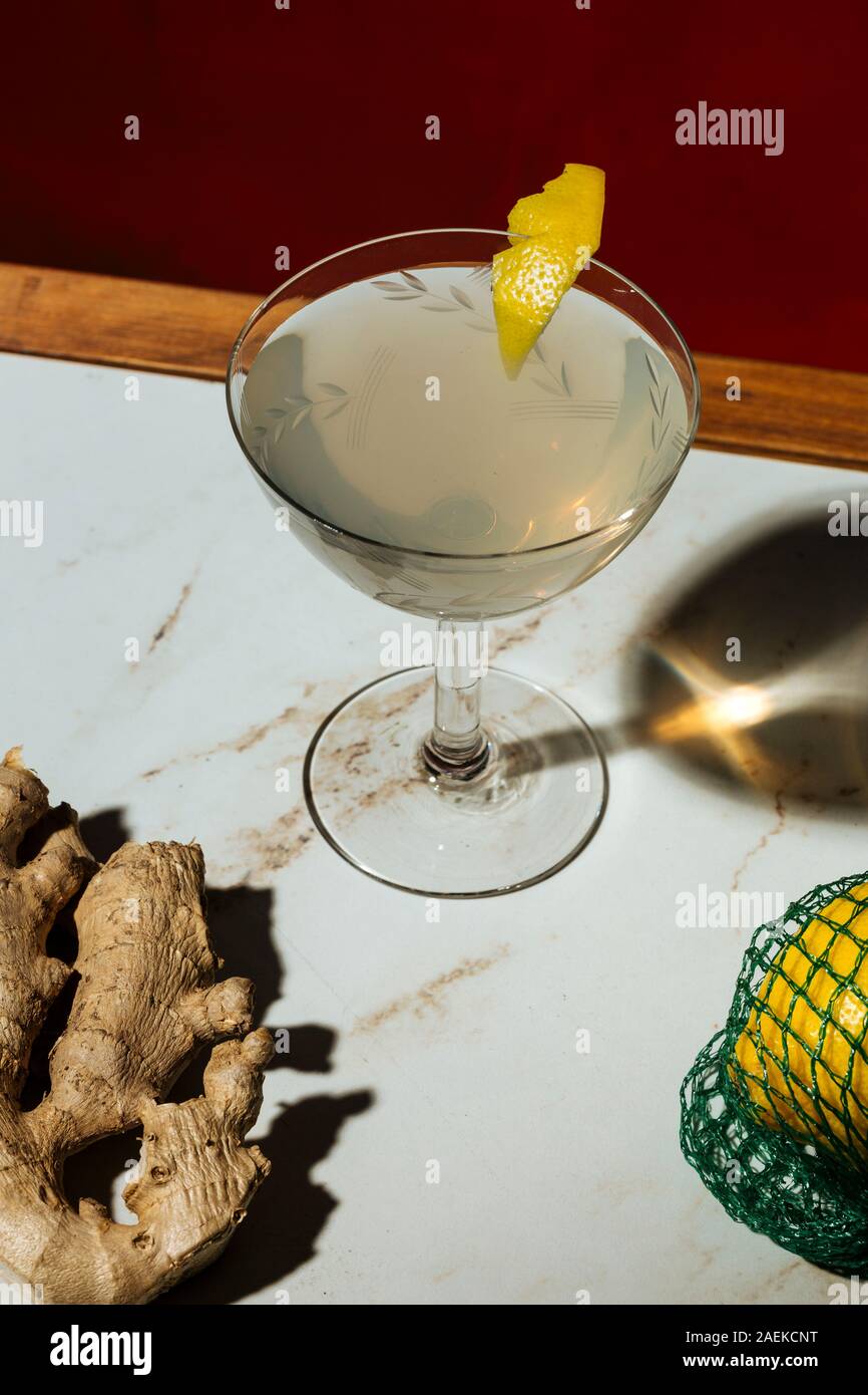 Lemon Ginger Gimlet, a cocktail with gin, lemon juice, ginger, a splash