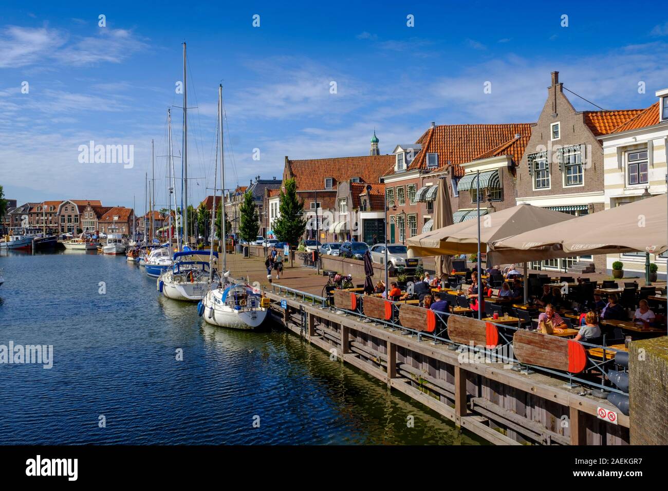 Street cafe at the old harbour, Oude Haven, Enkhuizen, North Holland